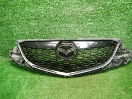 Решетка радиатора Mazda CX-5 (2011-2015)