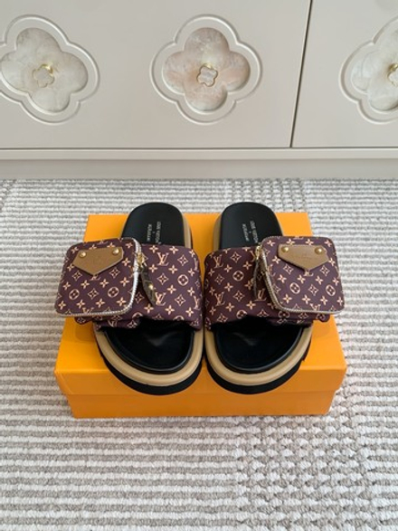 Louis Vuitton Pool Pillow Flat Comfort Mule