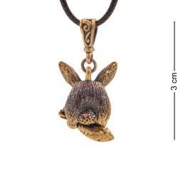 AM-3376 Подвеска «Заяц с морковкой» (латунь, янтарь)