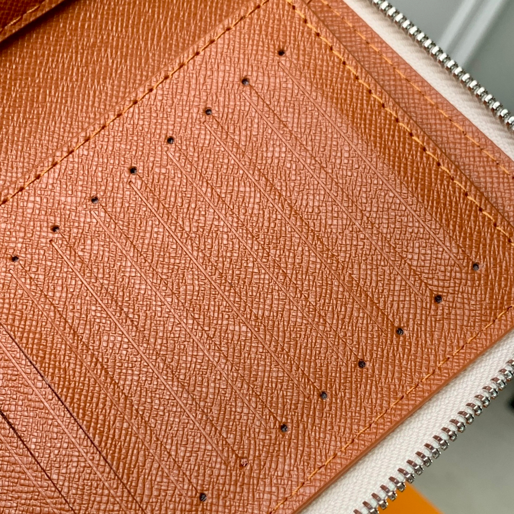 Louis Vuitton Zippy Vertical Wallet