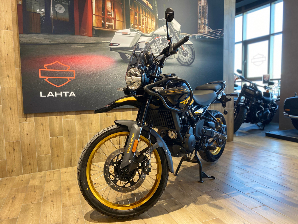 Royal Enfield Himalayan 450 Hanle Black (Premium)