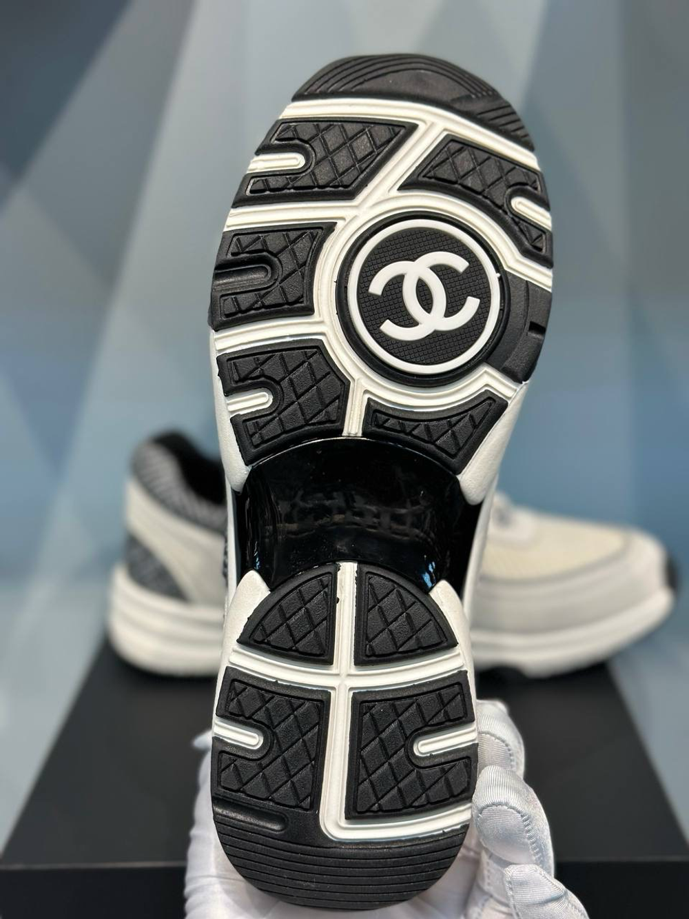 Кроссовки Chanel