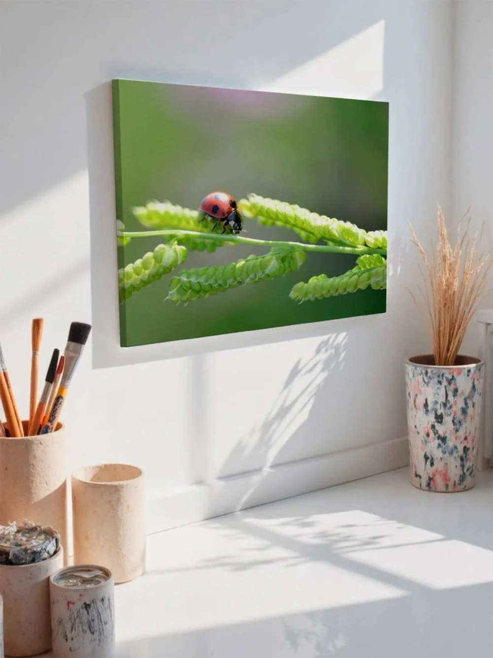 Картина на стену 40 X 50 Божья коровка