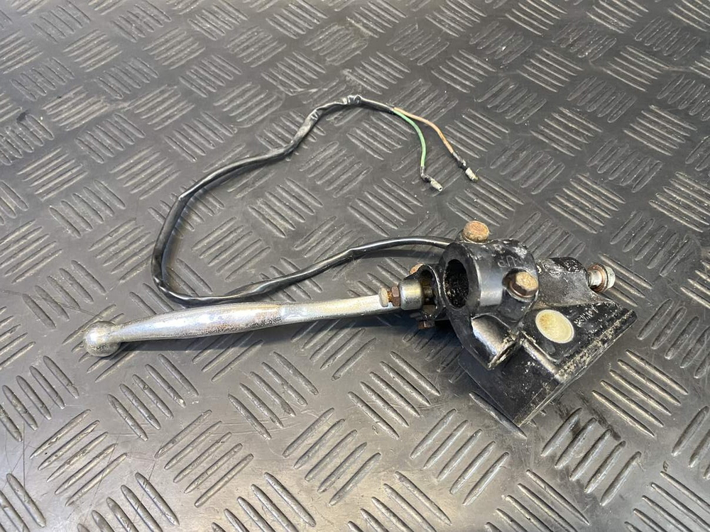 Цилиндр переднего тормоза Yamaha Virago 1100 XV1100