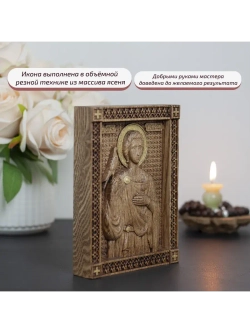 Святой Трифон икона деревянная резная, ясень, 19.5х14.5 см