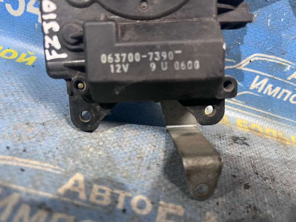 Сервопривод заслонок печки TOYOTA LAND CRUISER 1999