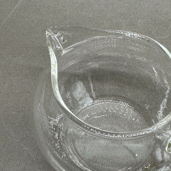 Сливник стекло, 250мл