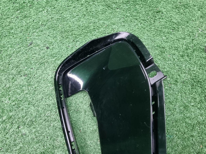 Накладка переднего бампера правая Zeekr 001 23-нв