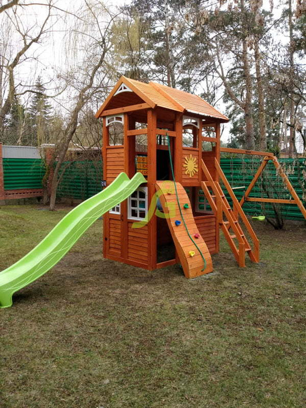 Детская площадка Клубный домик 2 с горкой трубой Luxe