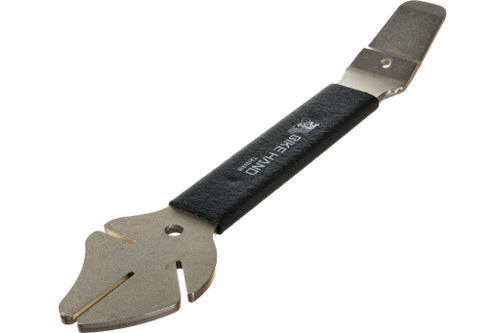 Инструмент 6-230129 YC-172 для ремонта/правки погнутых тормозных дисков и разжима дисковых тормозных колодок в суппорте BIKEHAND