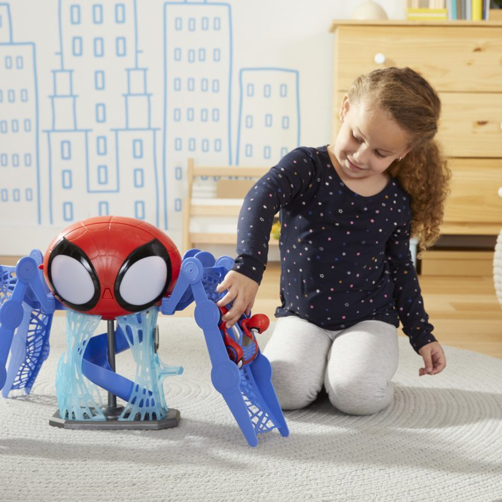 Hasbro Marvel Spider-Man - Spidey and the Spider Center Light Sound Ver. АНГ F1461
