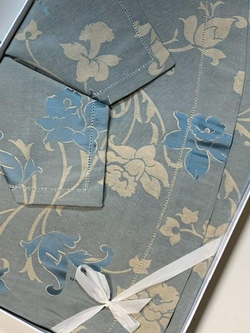 Скатерть круглая 220 и 8 салфеток Gamba 9812 Cielo голубая