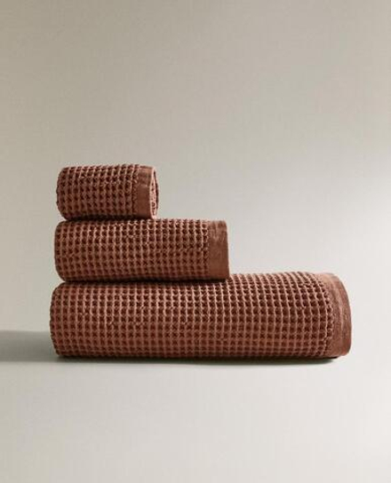 ZARA HOME ВАФЕЛЬНОЕ БАННОЕ ПОЛОТЕНЦЕ, РОЗОВЫЙ