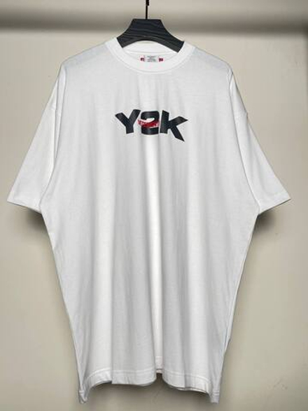 Футболка Vetements