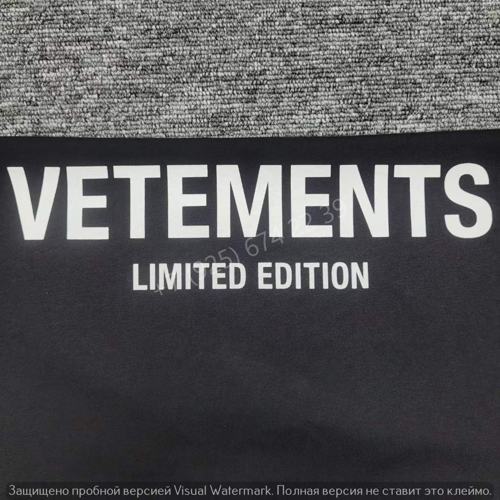 Футболка Vetements