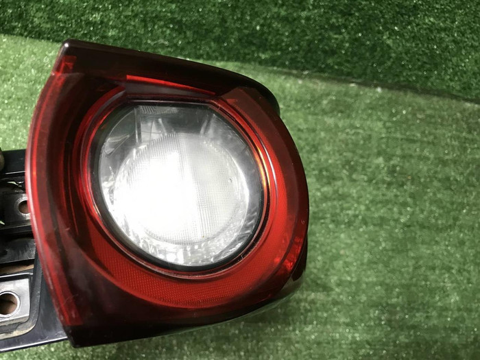 Фонарь правый внешний Mazda CX-5 2 (2017-2021) LED