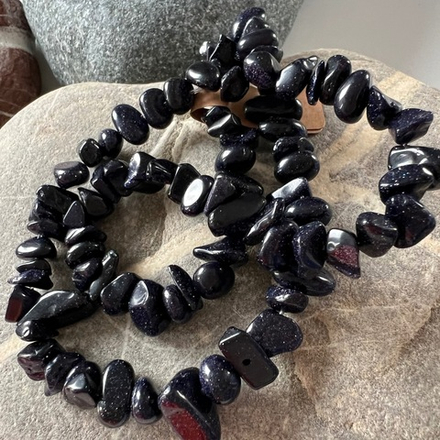 Авантюрин. Камни для изделий на заказ. Цена зависит от вида заказанного изделия