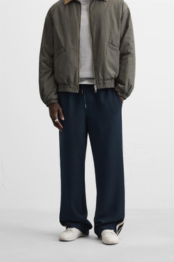 ZARA БРЮКИ ИЗ ВЫСОКОТЕХНОЛОГИЧНОЙ ТКАНИ С ЛАМПАСАМИ, МОРСКОЙ ТЕМНО-СИНИЙ