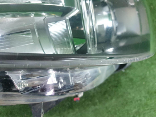 Битая Фара правая BMW 5er F10 F11 (2013-2017) ксенон