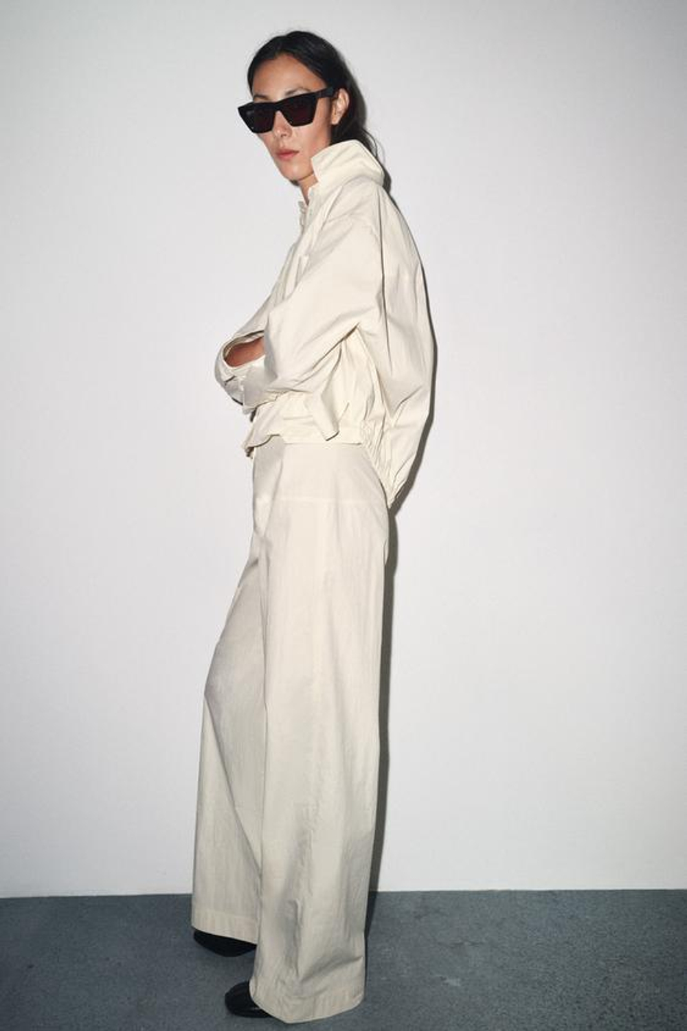 ZARA БРЮКИ ZW COLLECTION С МОЛНИЕЙ СЗАДИ, ЭКРЮ