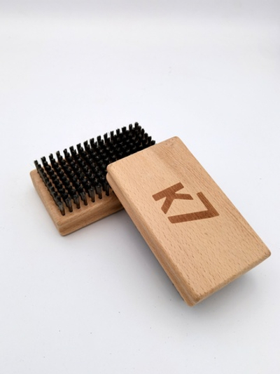 Щетка для лыж стальная