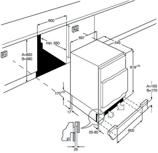 Встраиваемый холодильник Smeg UD7122CSP