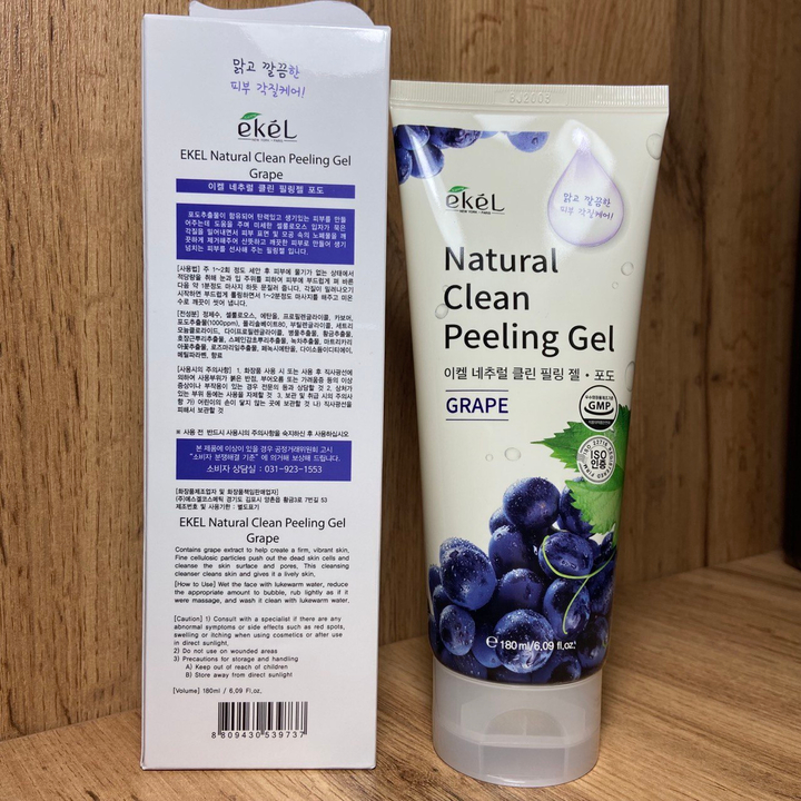 Пилинг-гель для лица Ekel Natural Clean Peeling Gel Grape с экстрактом винограда 180 мл