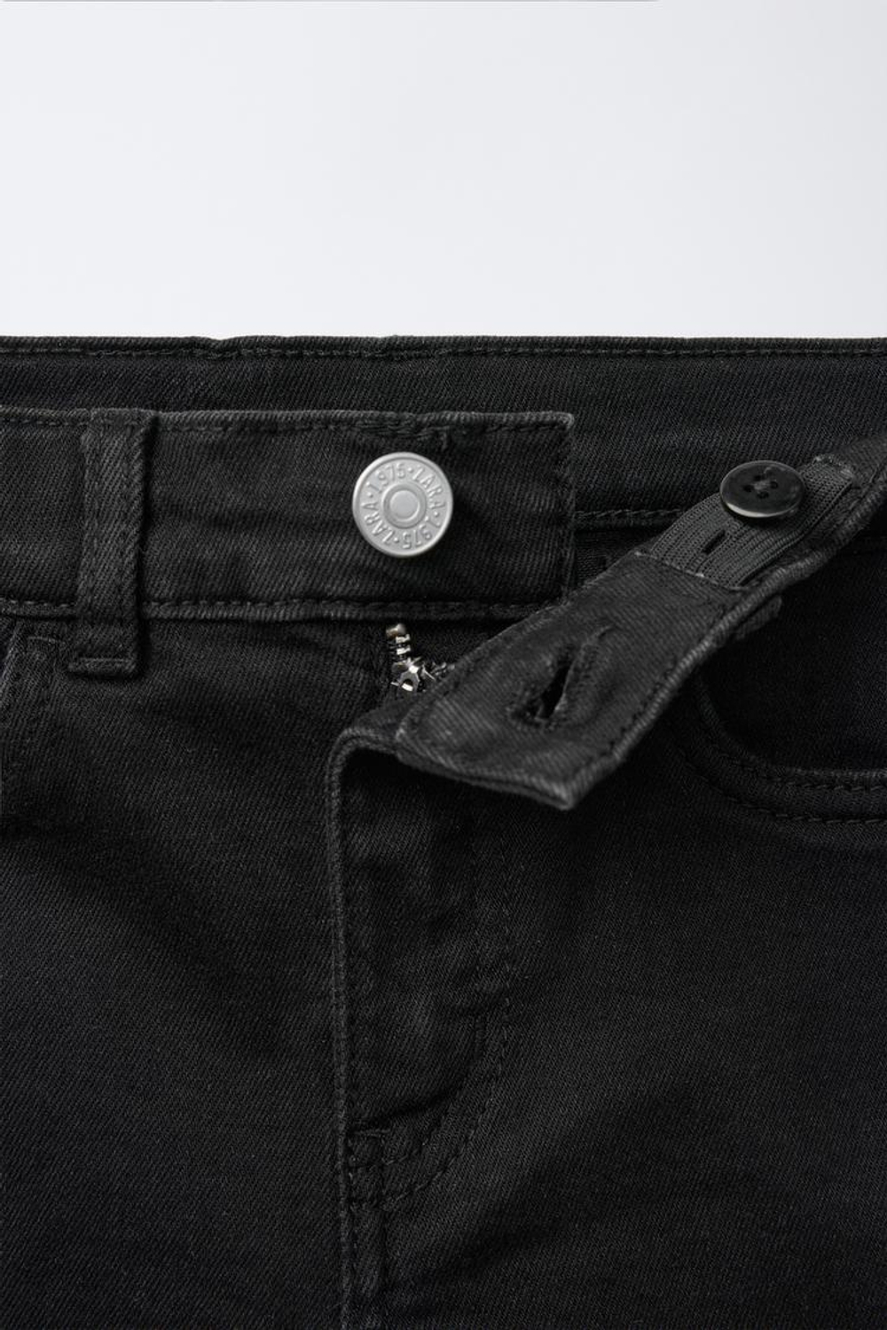 ZARA ДЖИНСЫ SKINNY FIT, ЧЕРНЫЙ