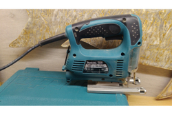 Электролобзик Makita 4329