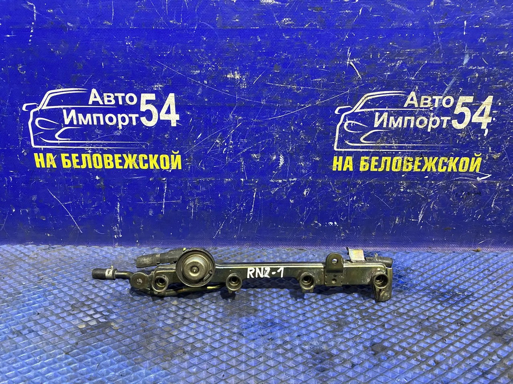 Топливная рейка Honda STREAM 2001