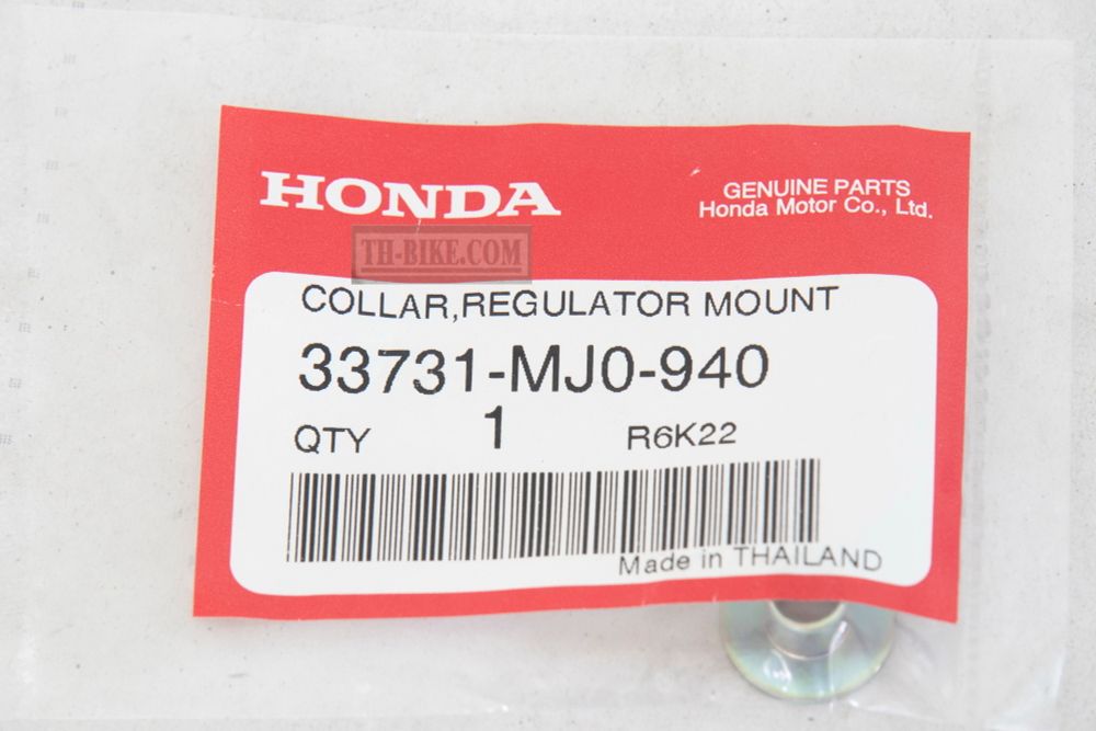 33731-MJ0-940. COLLAR, REGULATOR MOUNTING