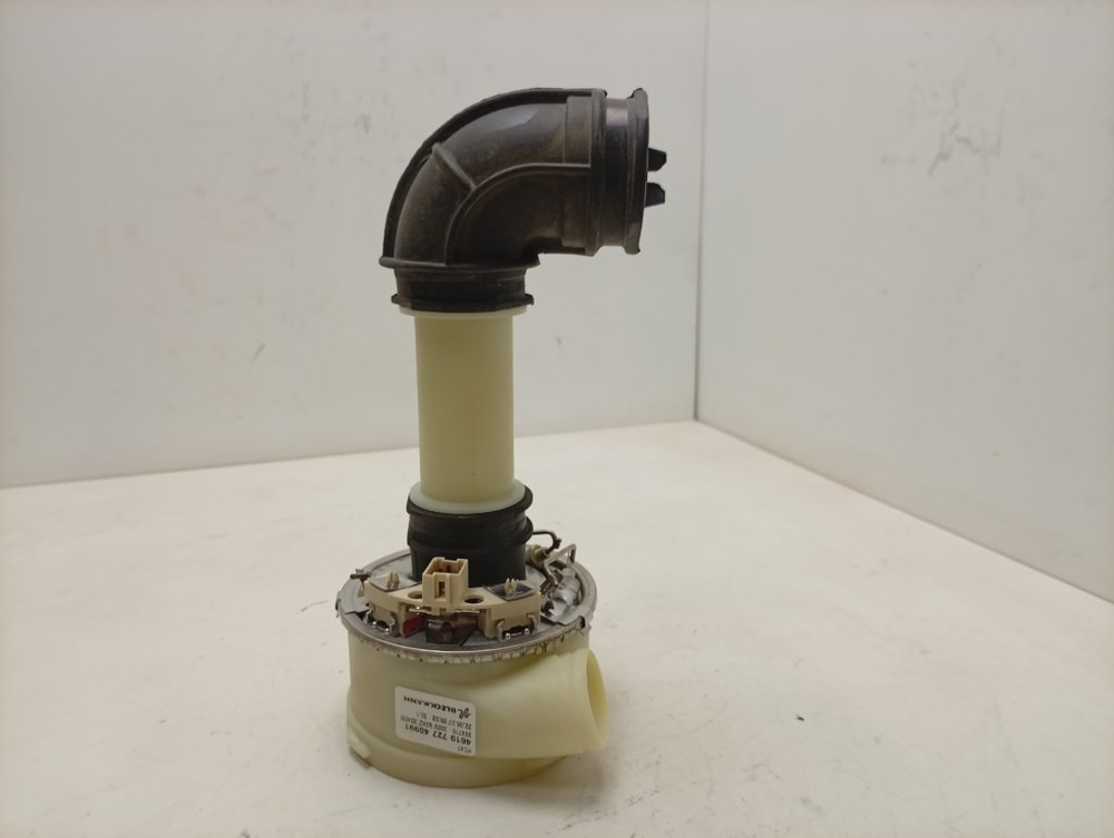 WP79/2 ктп6 ТЭН (нагревательный элемент) для посудомоечных машин Whirlpool 461972740991 б/у