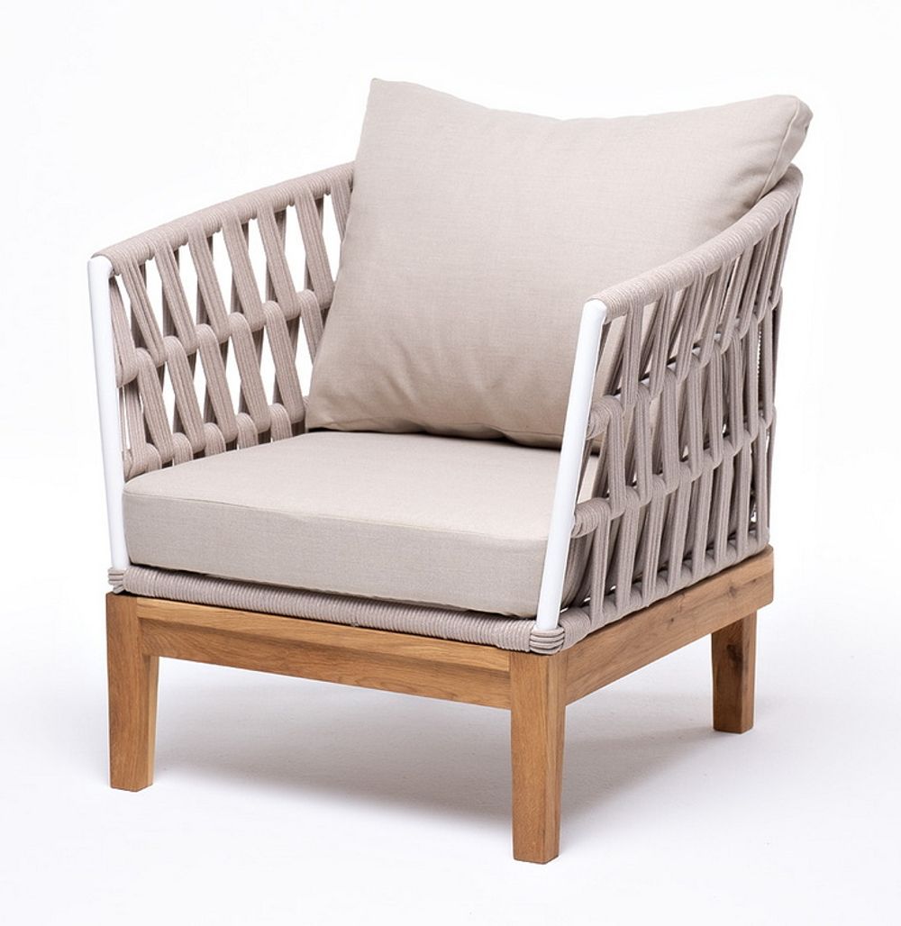 "Диего" кресло плетеное из роупа, основание дуб, каркас алюминий белый шагрень, роуп бежевый круглый, ткань бежевая 15052