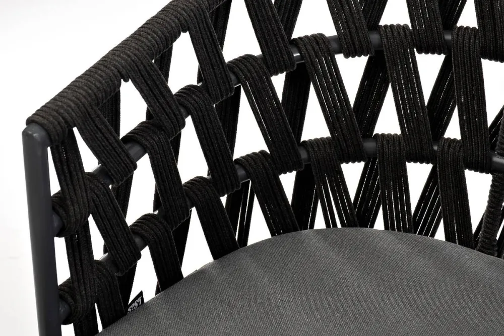 "Диего" стул плетеный из роупа, основание дуб, каркас из стали темно-серый (RAL7024) муар, роуп темно-серый круглый, ткань серая