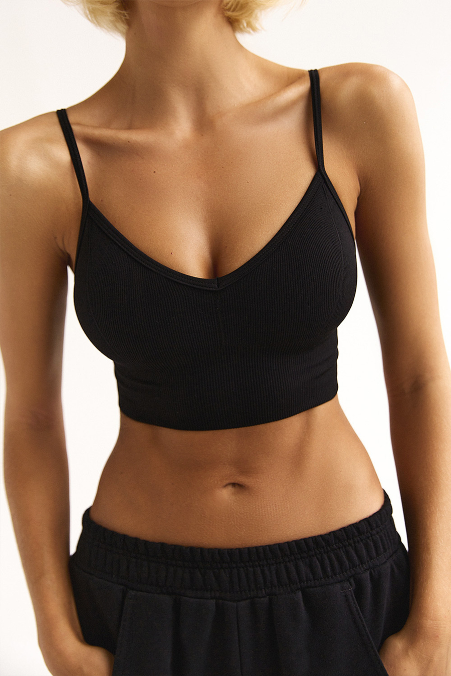 Топ №54 с чашкой SUPER SOFT Чёрный