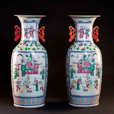 Парадные вазы «На приеме у Императора»