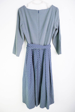 Платье Gala collection с поясом, визуально на 42 размер