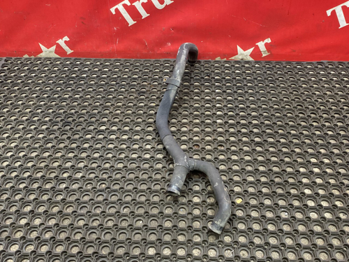 Патрубок отопителя