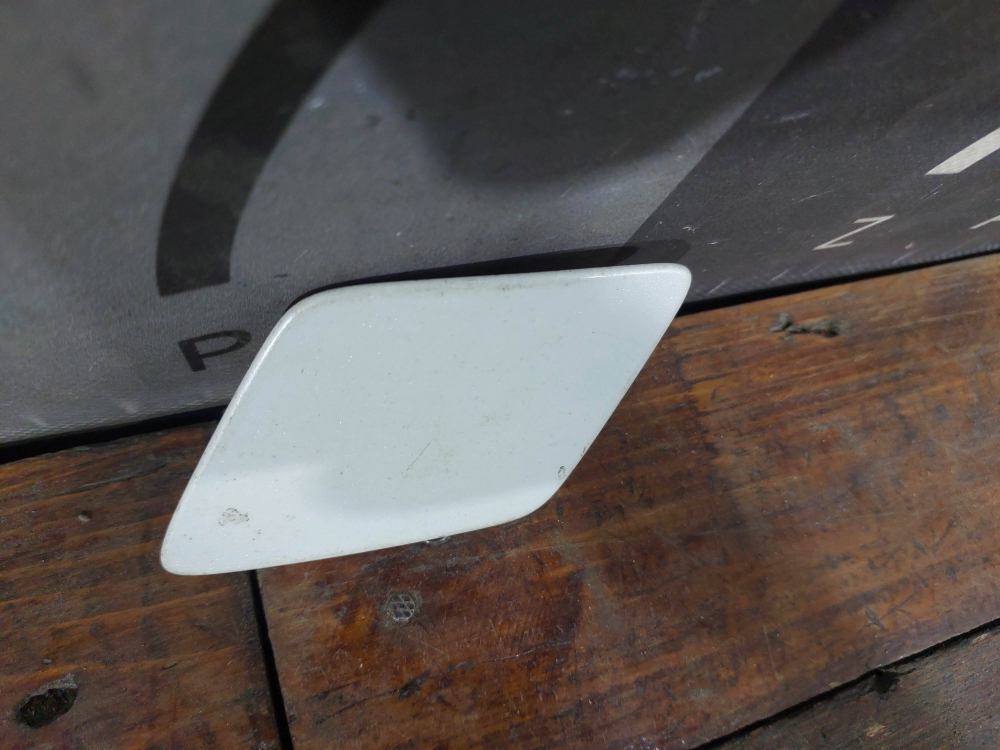 Крышка форсунки омывателя левая Volvo XC90 2 14-нв Б/У Оригинал 31353364