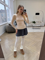 Водолазка молочный