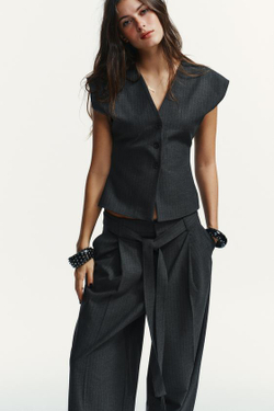 ZARA БРЮКИ В ТОНКУЮ ПОЛОСКУ С ПОЯСОМ, СВИНЦОВЫЙ