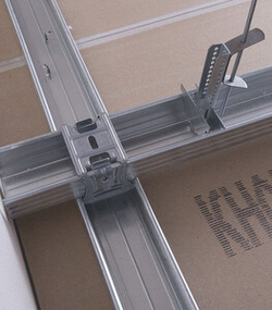 Подвес соединитель двухуровневый для ПП 60х27 Кнауф