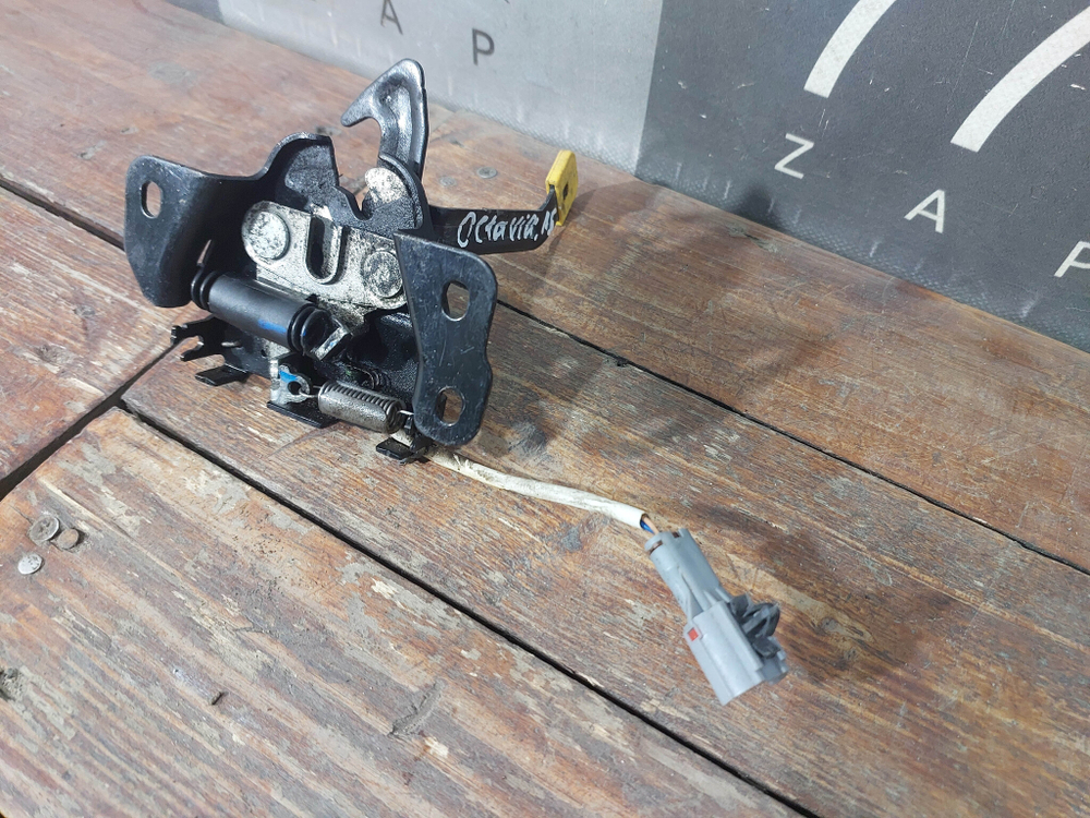 Замок капота Omoda C5 22-нв Б/У Оригинал 554001063AA