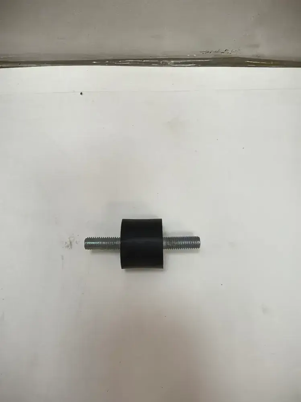 Виброизоляторы цилиндрические с наружной резьбой М8, тип EC. DR53025M823