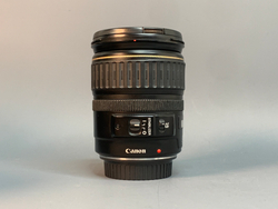 Canon EF 28-135mm 3.5-5.6 IS