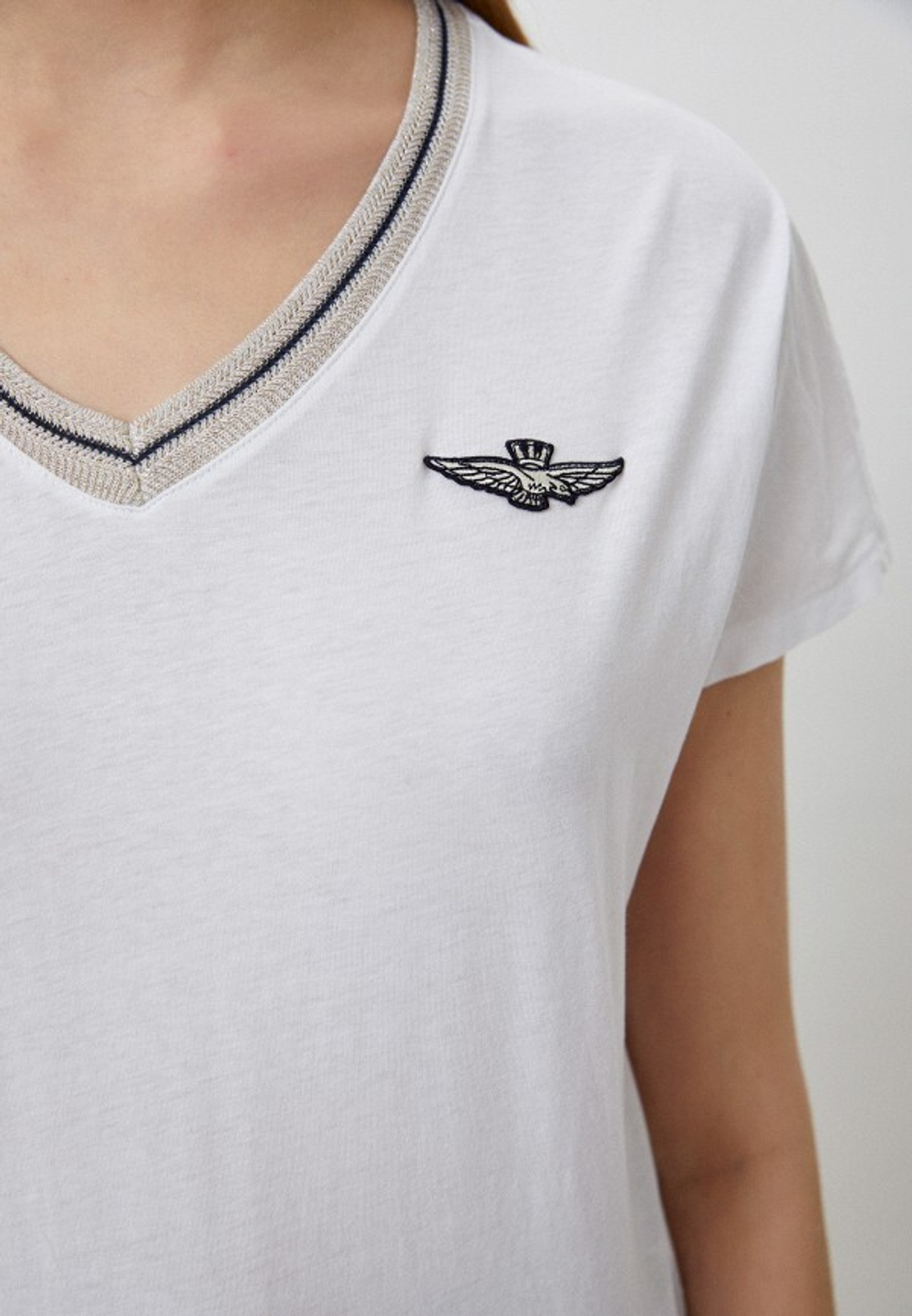 Футболка жен . AERONAUTICA 1966 белый вырез V