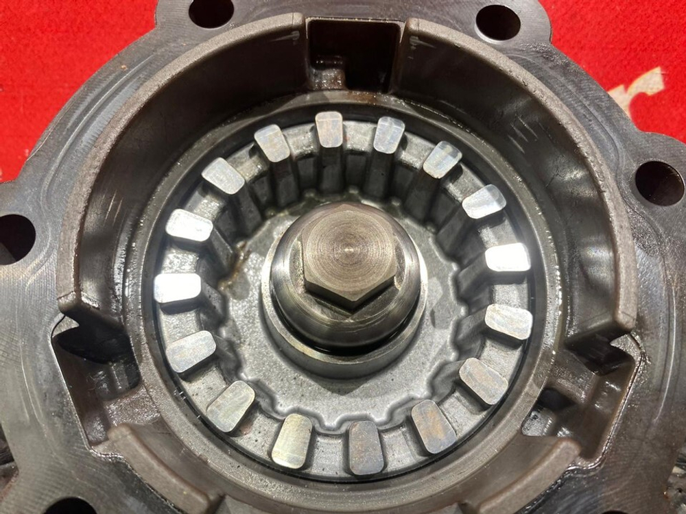 Крышка цилиндра АКПП 2019г.