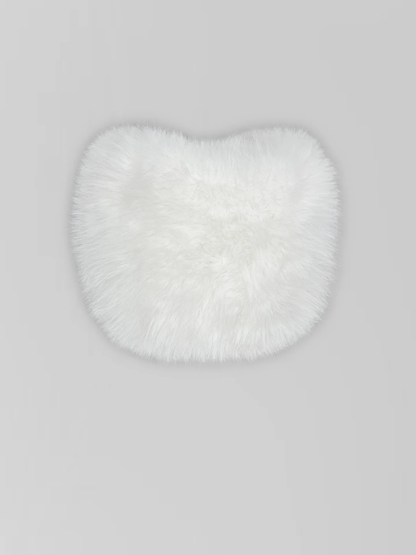 Шапка однотонная меховая пушистая