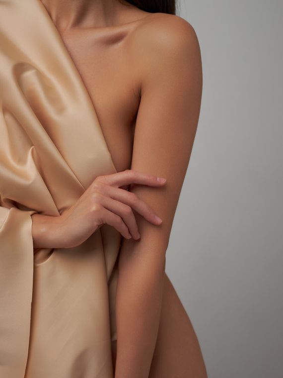 Атлас (сатин) оптом эластичный бельевой, телесный/бежевый