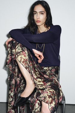 ZARA КОЖАНЫЕ БАЛЕТКИ С ДЕКОРАТИВНОЙ СТРОЧКОЙ, ЧЕРНЫЙ